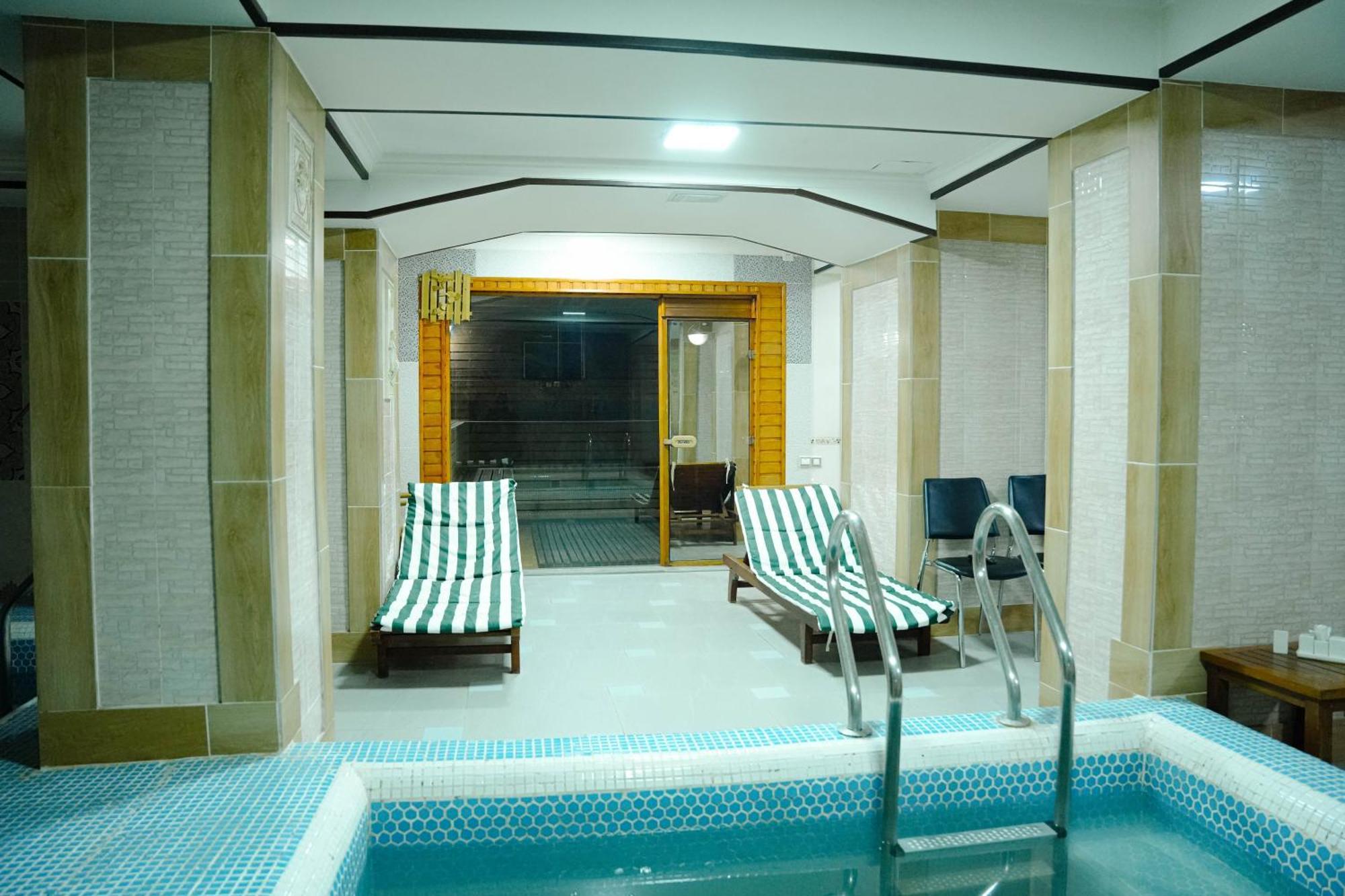 Taj Palace Hotel Dushanbe Exterior photo